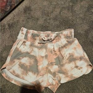 BCG Women's Athletic Tie-Dye Shorts - Cream and Tan